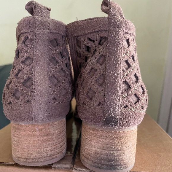 Jeffrey Campbell brown suede bootie  size 7.5. - Picture 7 of 14